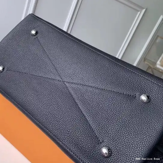 Aaa replica bags LOUIS VUITTON CARMEL 0617